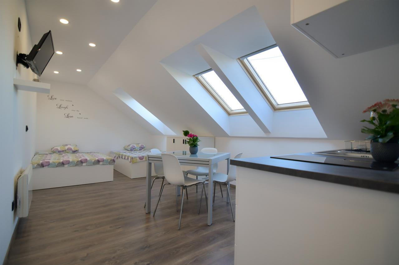 Apartment Harmony Ljubljana Exteriör bild